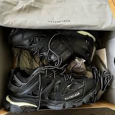 Balenciaga track led